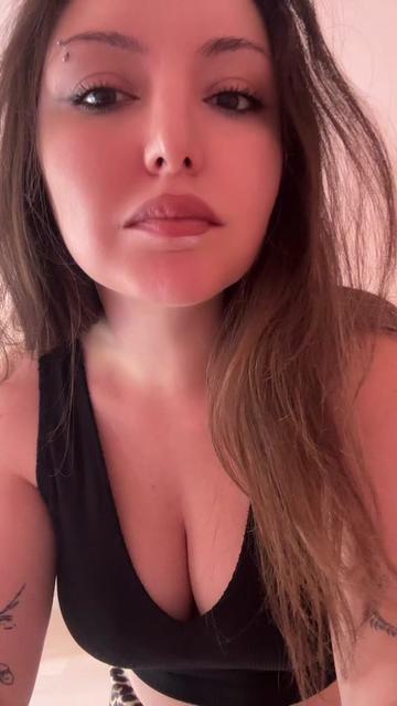 @oddfishgirl