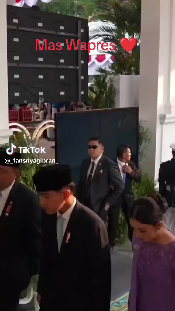 @Aishawa
