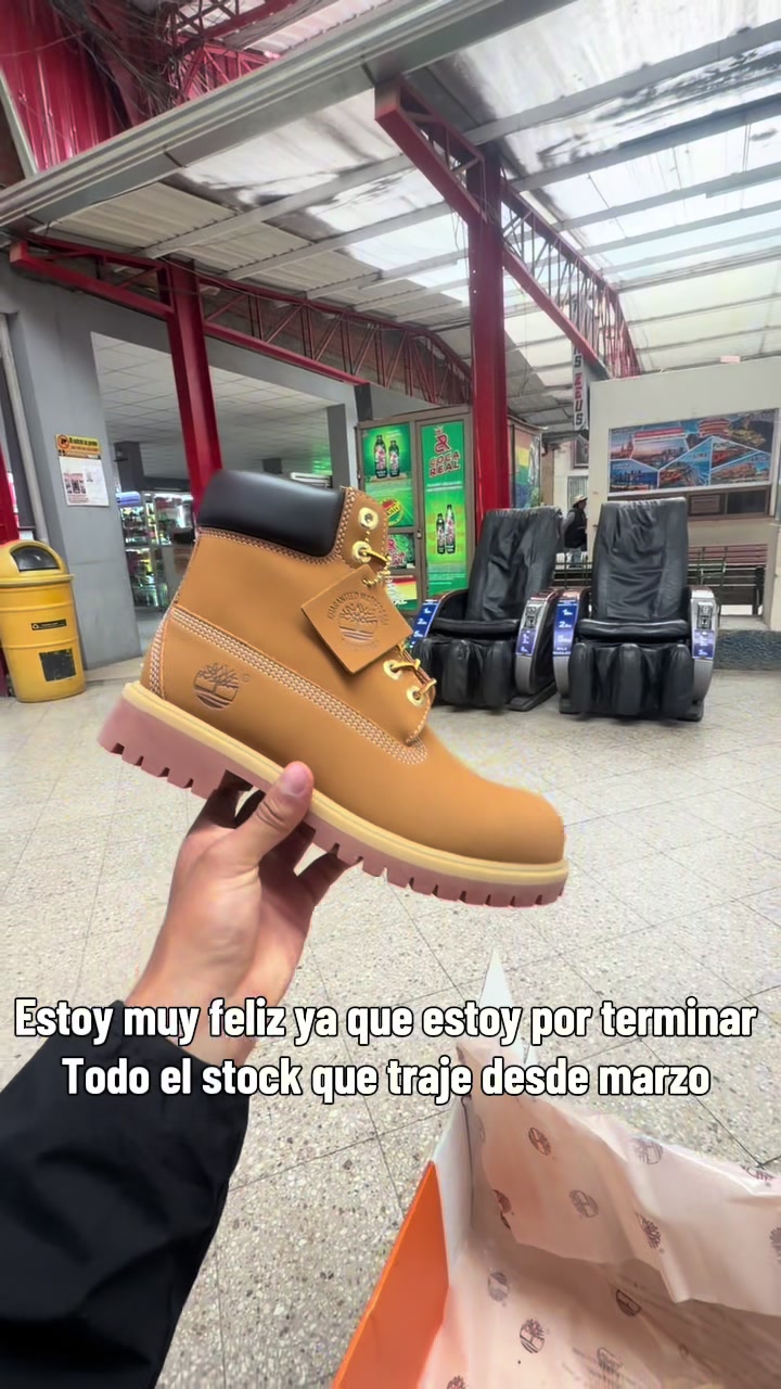 @sneaker_dealer🇧🇴