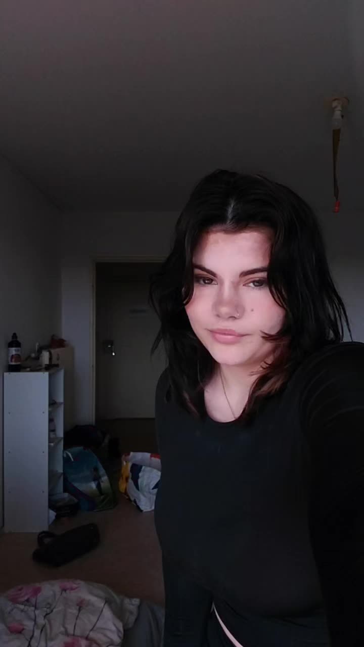 @e_cdy49k