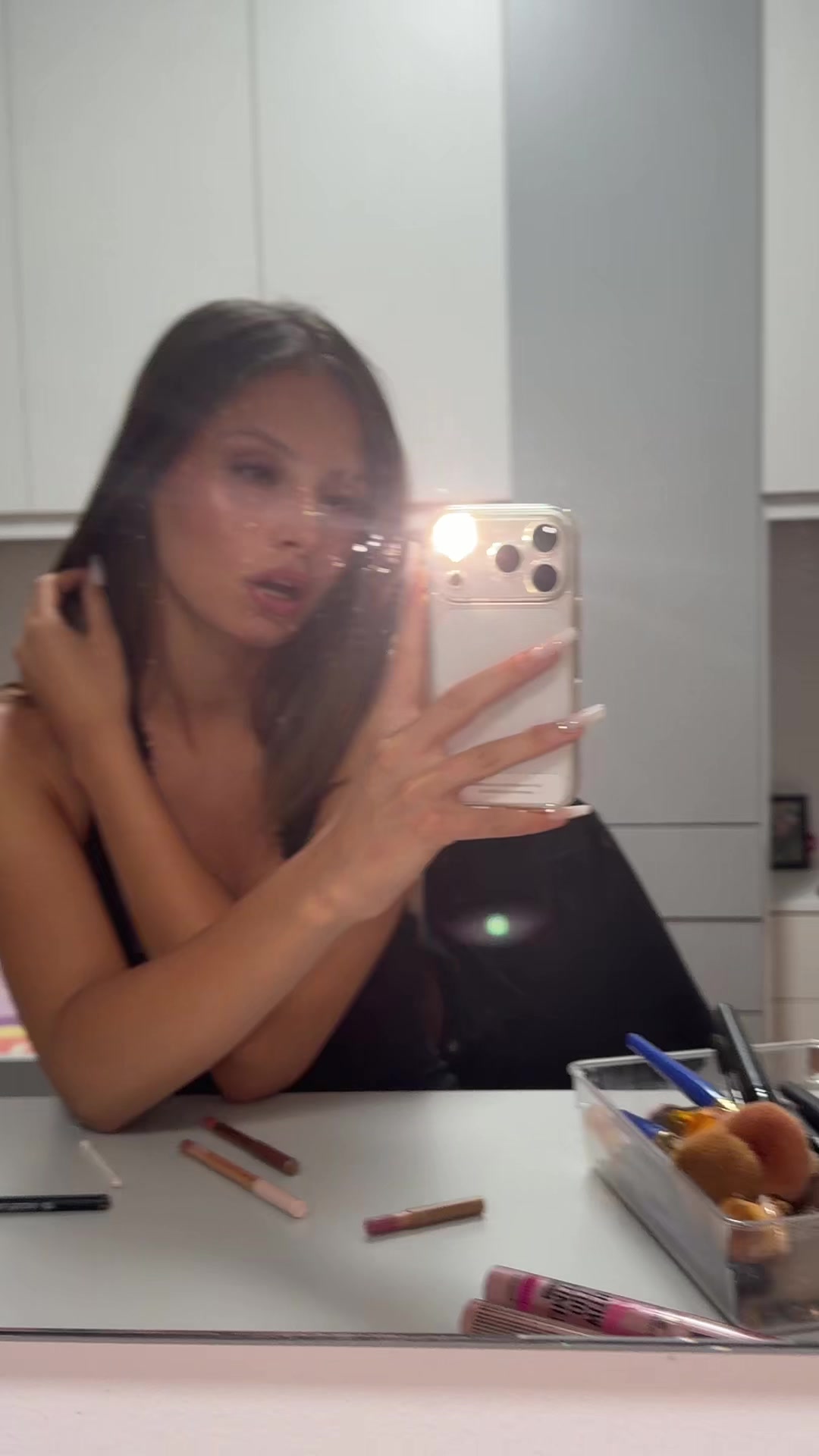 @𝐞𝐥𝐢𝐬𝐚
