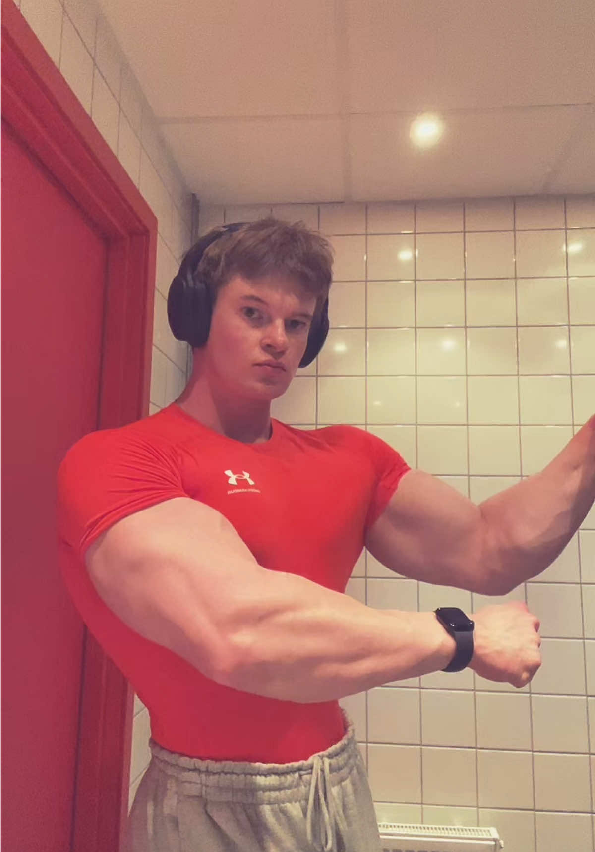 @Thefitnessnerd