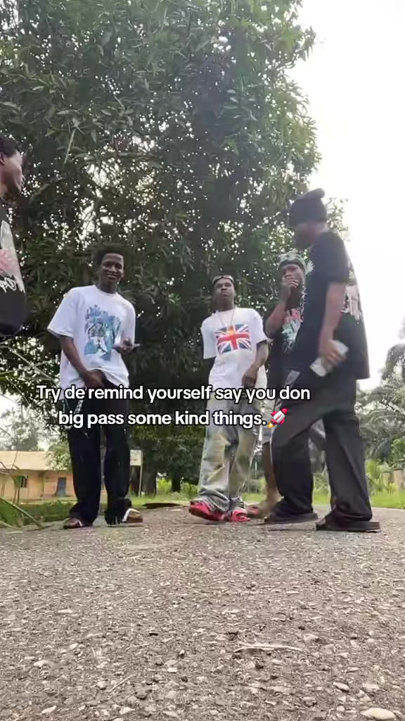 @☄️ŤẄÎÑŞ☄️Č̣ÈŁĖƁ⚡️💰