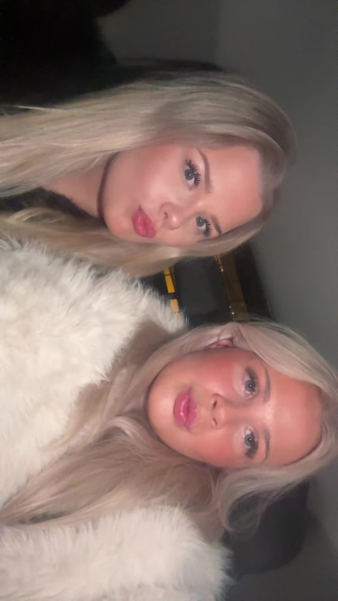 @The blondies🍸🧘🏼♀️🤍🪩🎧