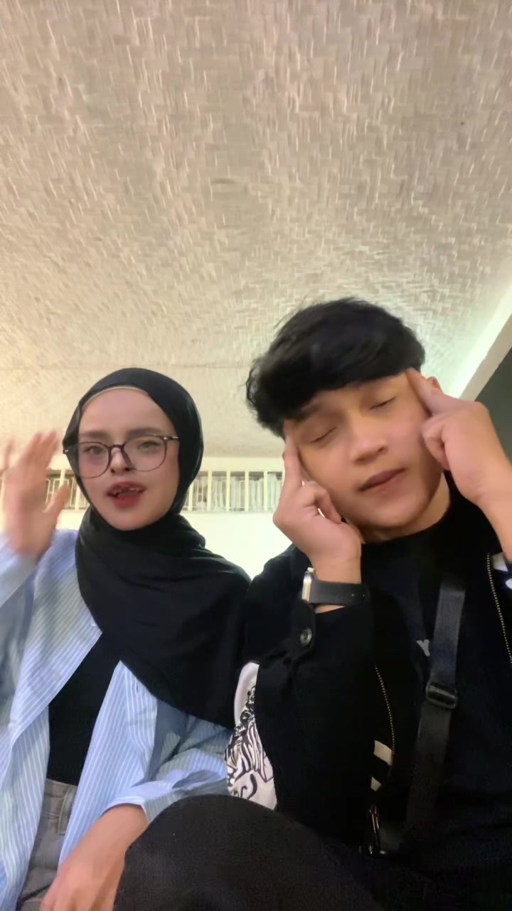 @Raaciil