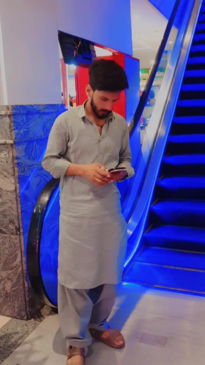 @wAqAsKhOkHaR 333