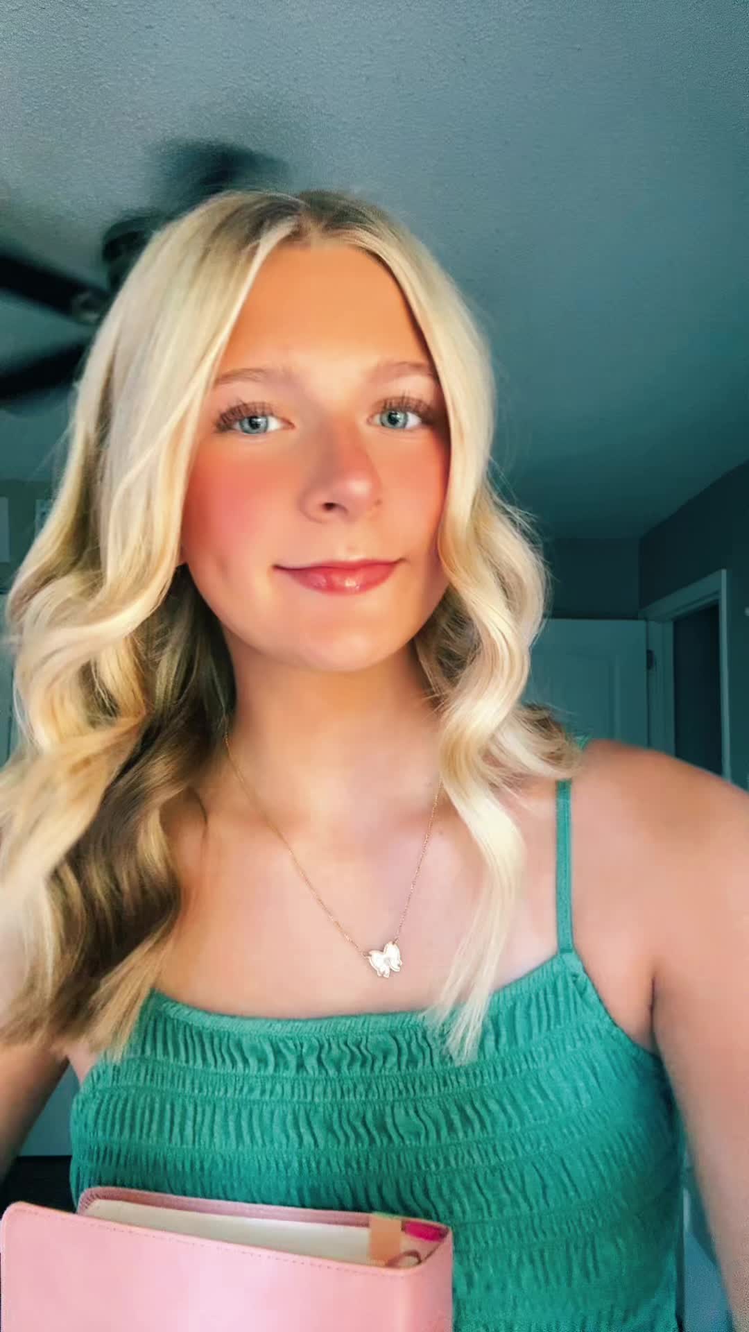 @mollyyyy 💐😇🫰🏼💝