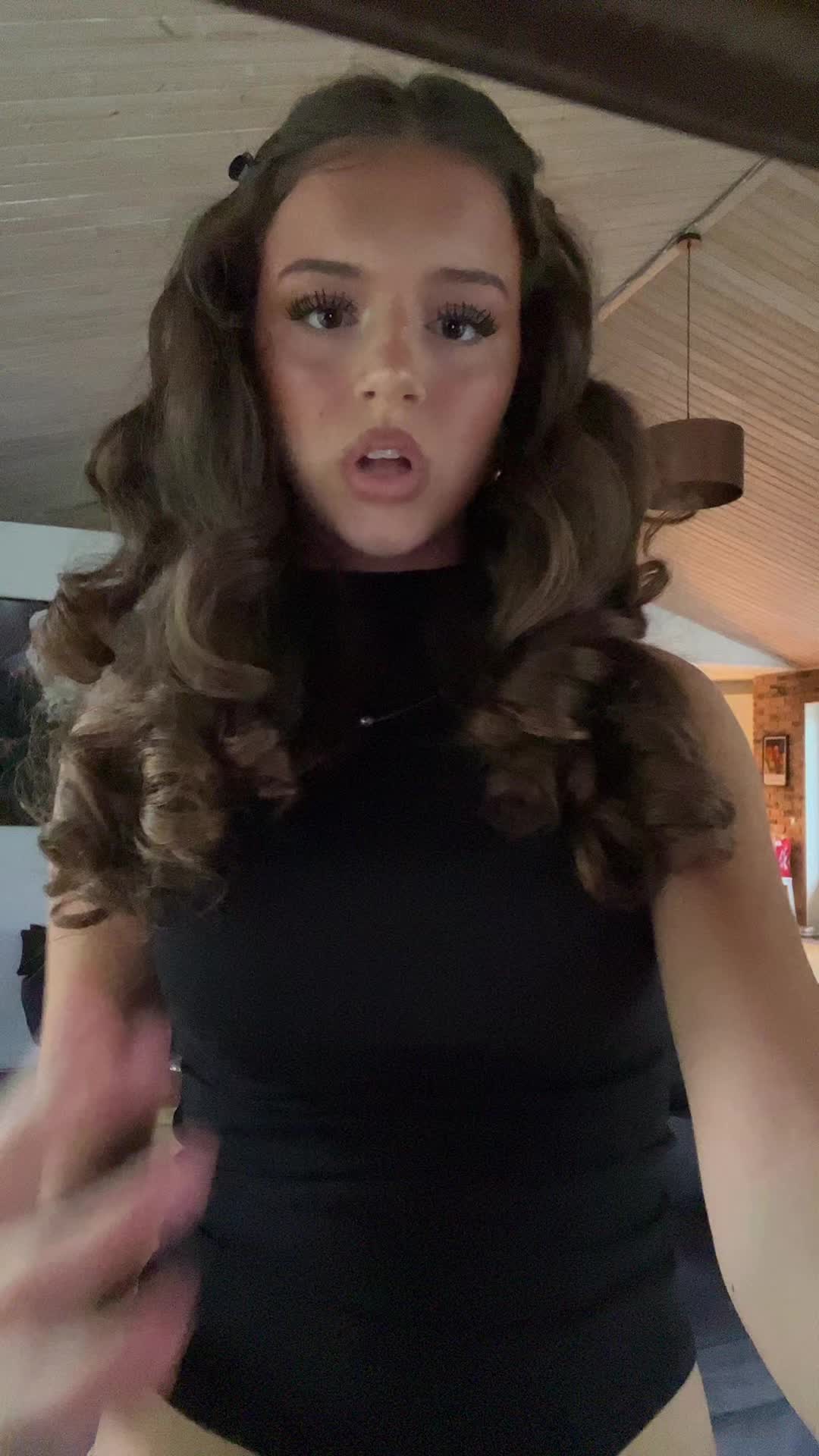 @Liviaspam🦄🦄🦄