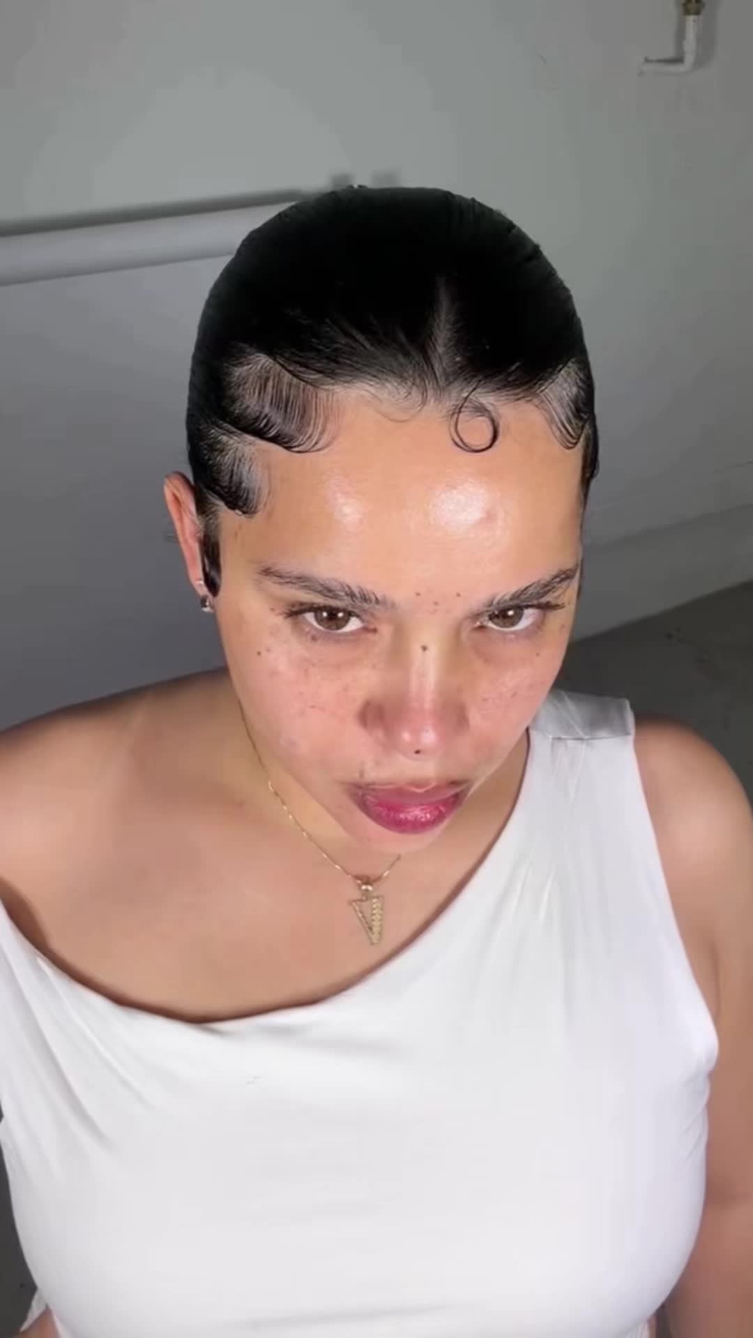 @Victoriavsqz