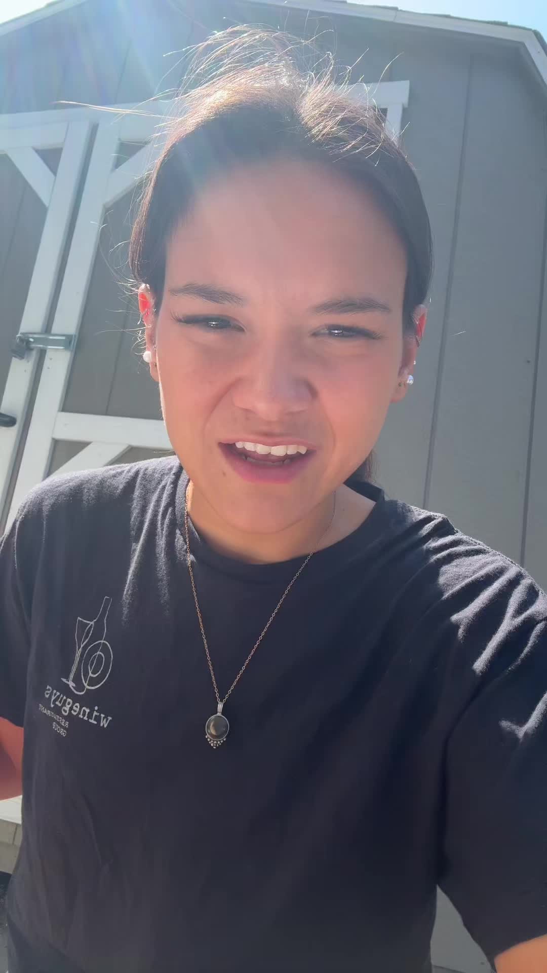 @izzy cheng