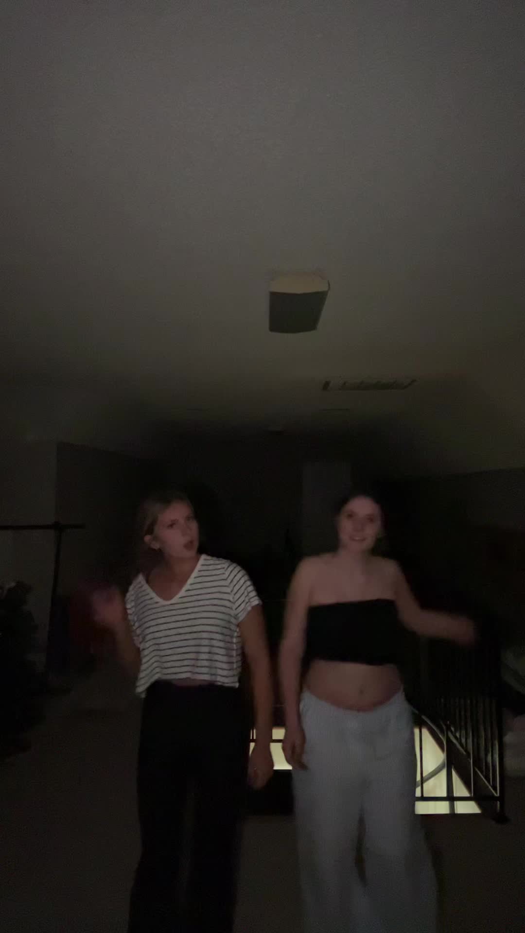 @😏😏