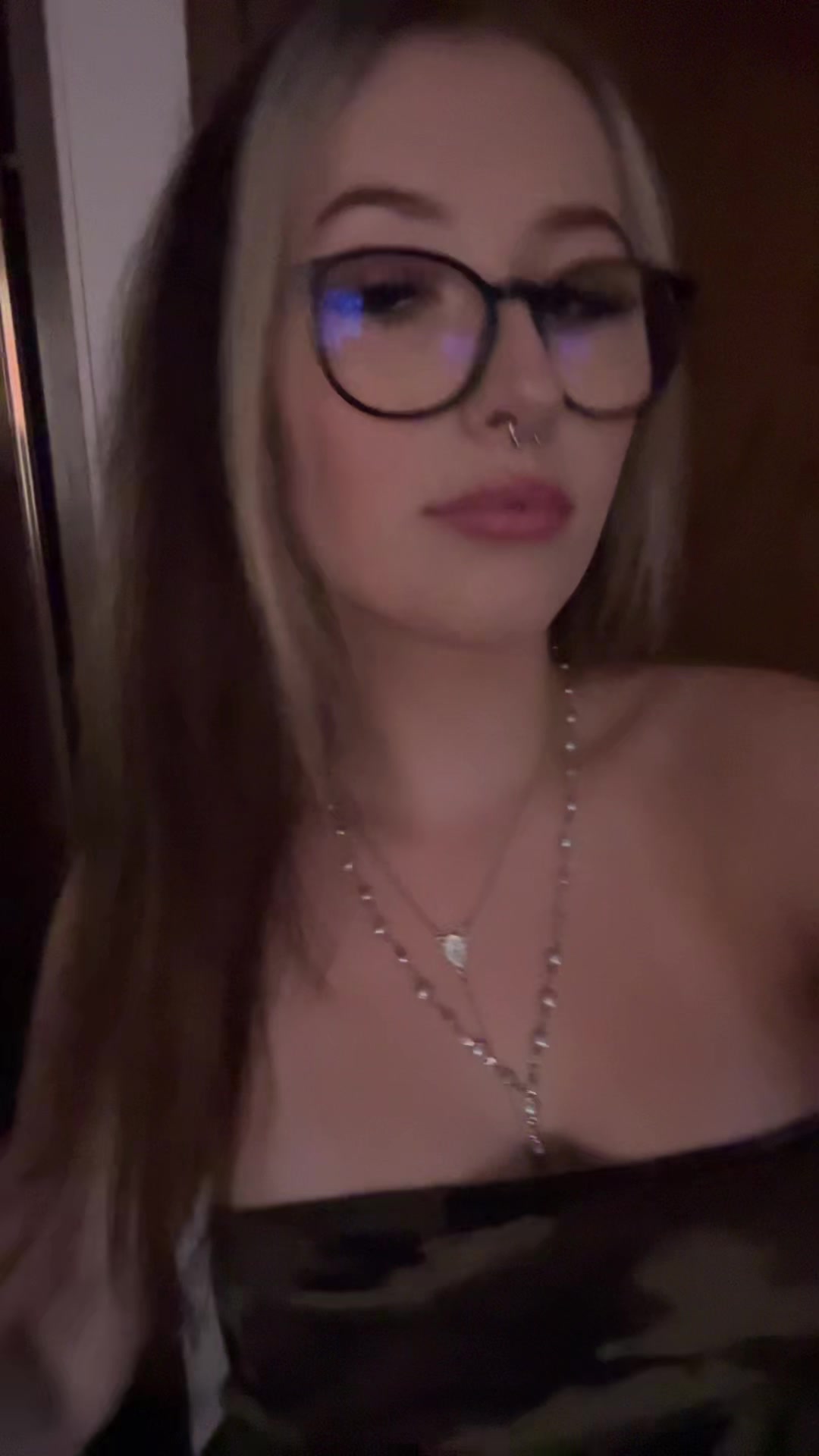 @chanelle ᖭི༏ᖫྀ