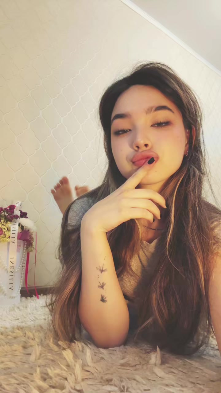 @(. Y .)