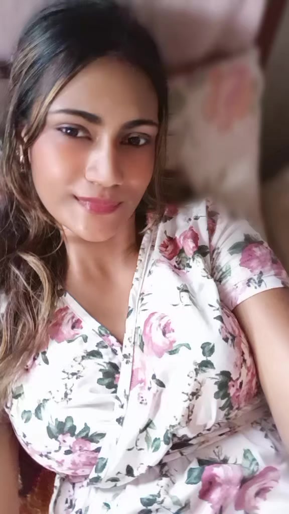@Nisha🥀🧸🖤