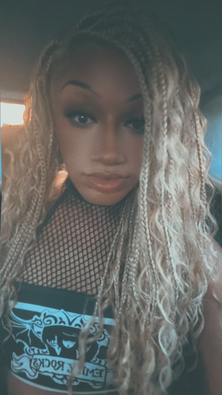 @✨Marci Daa stallion✨