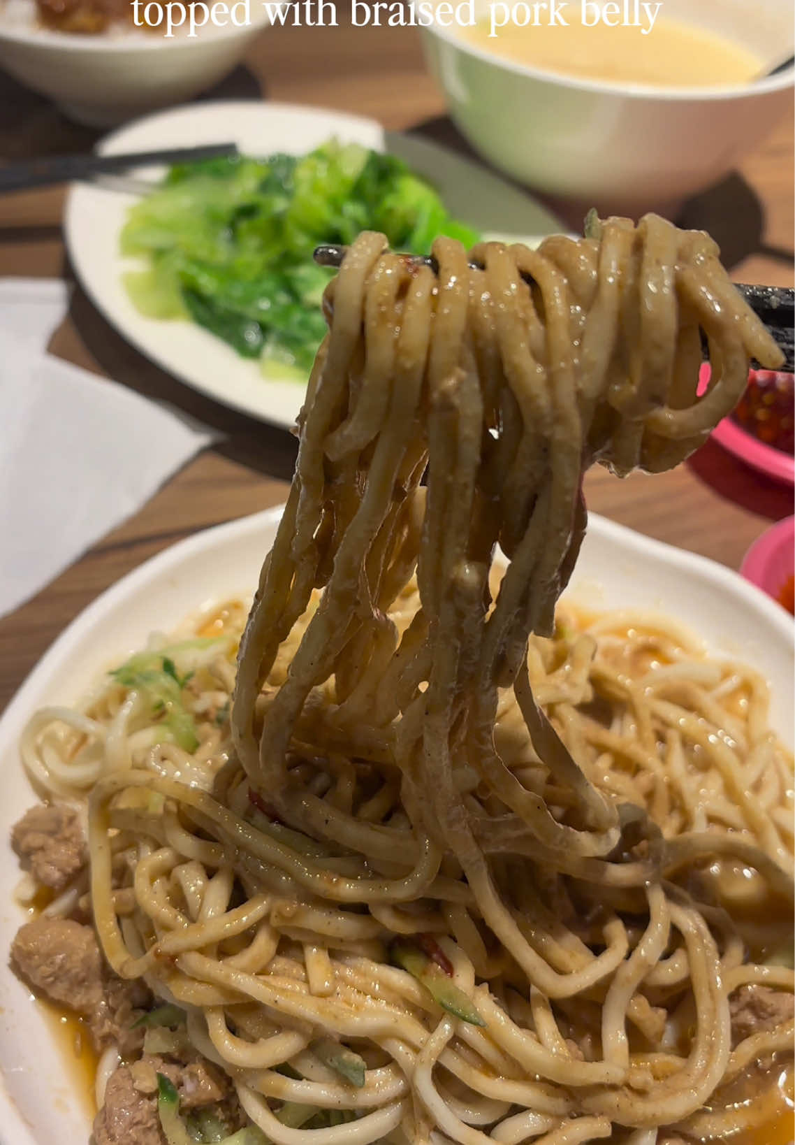 @Annhie Ulam | Food & Travel