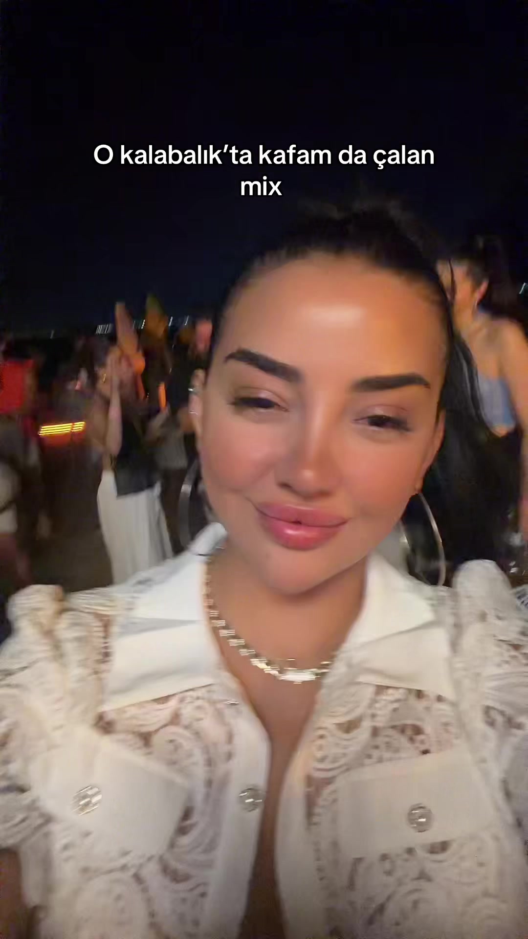 @Kimbudilek0