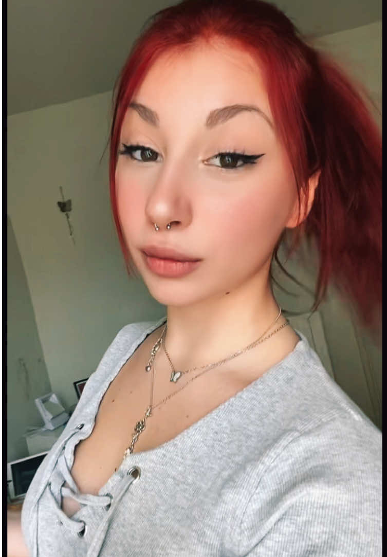 @Aυяσяα