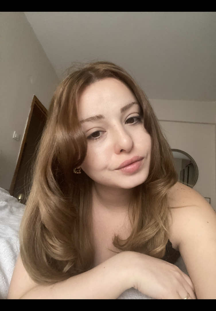@Serenay Akbulut