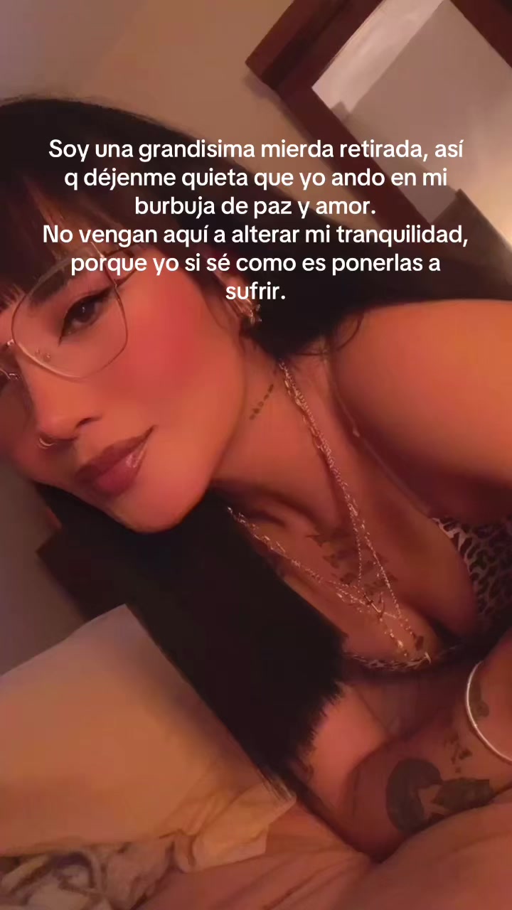 @Anna García