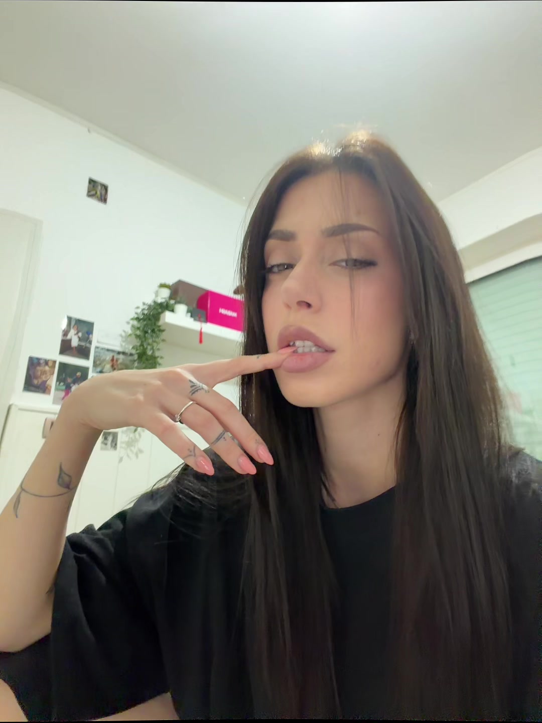 @niki
