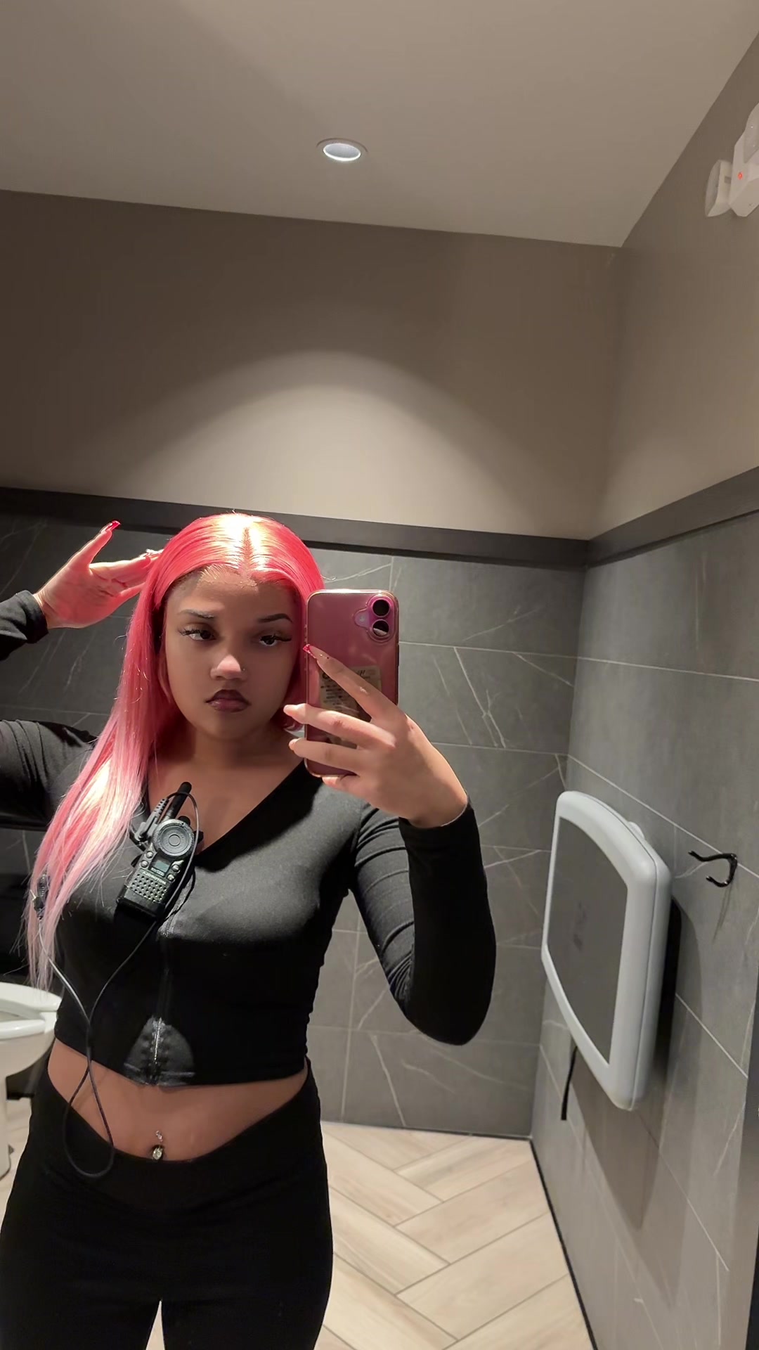 @✨.