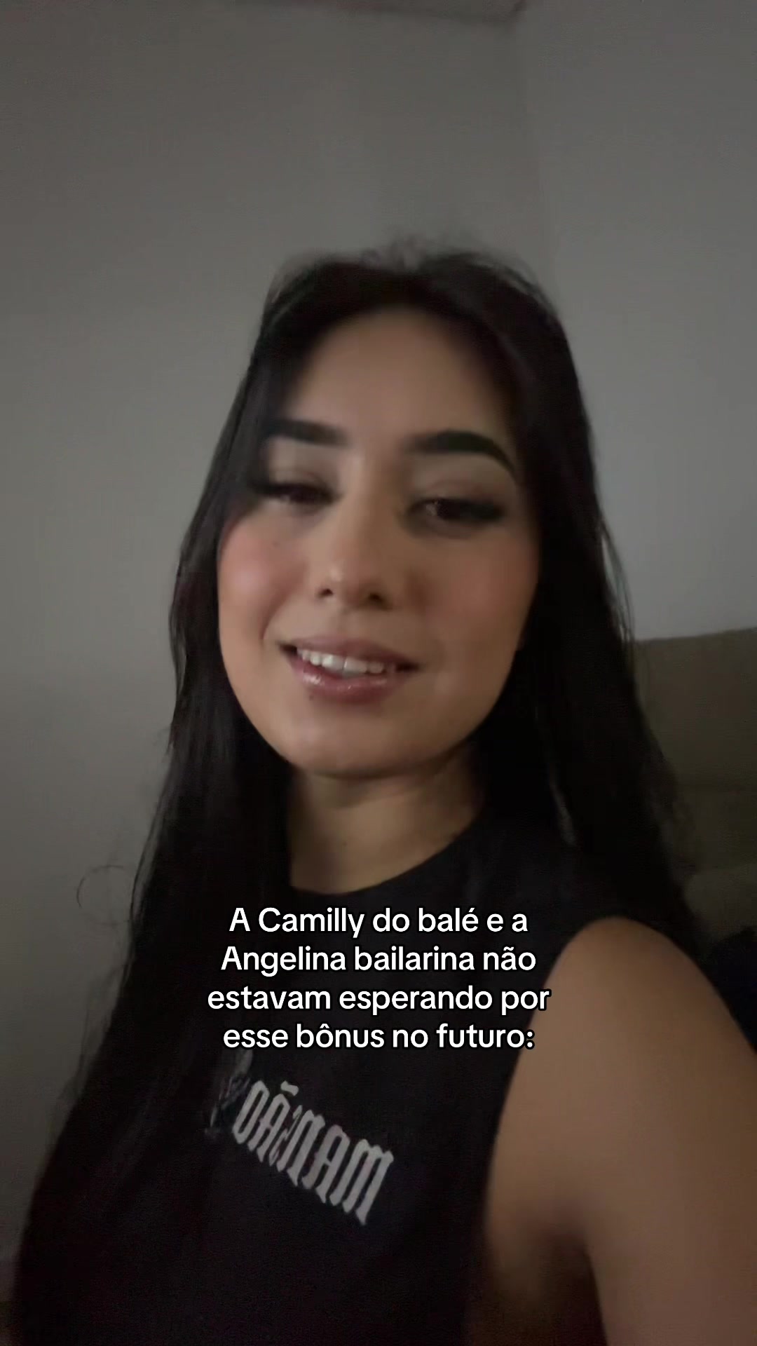 @Camilly Vitoria