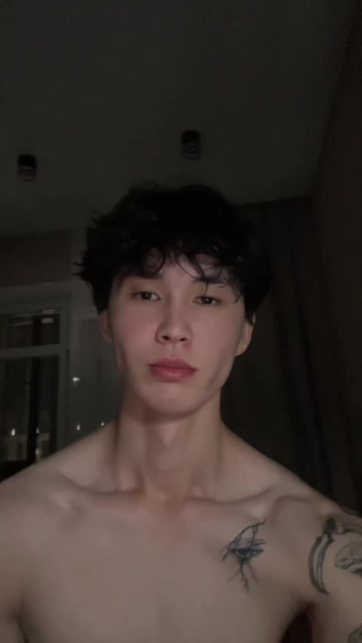 @๐๐ฅ๐ฆ๐๐ณ๐จ๐ฏ๐ข๐๐ก
