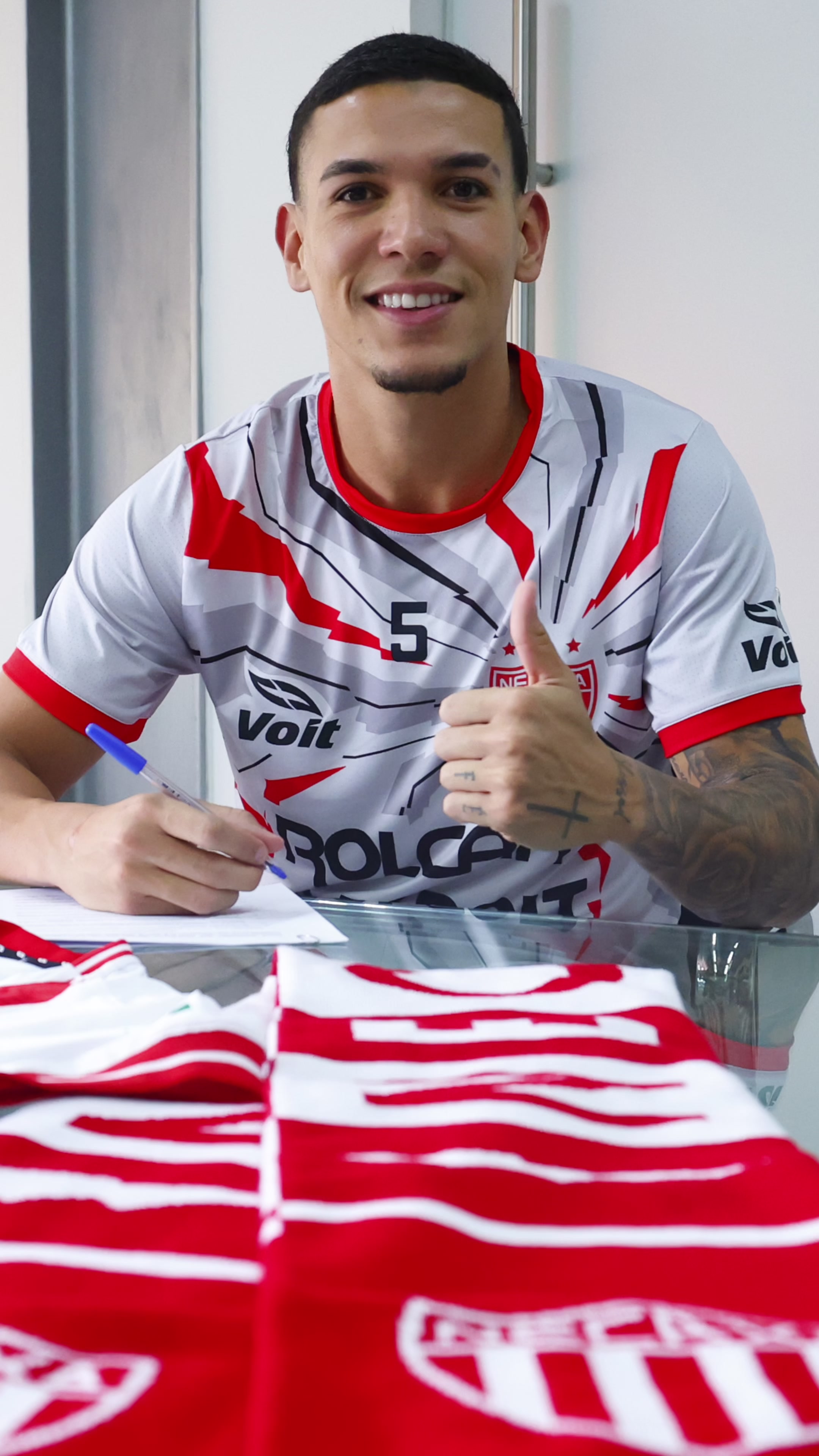 @Club Necaxa
