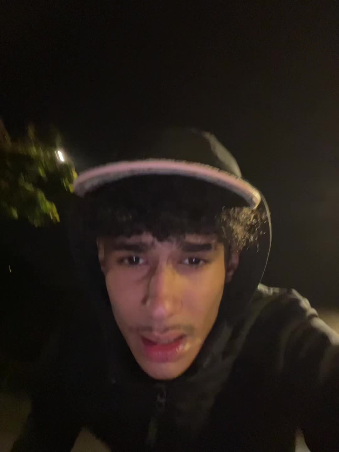 @S 1 N 0🦖