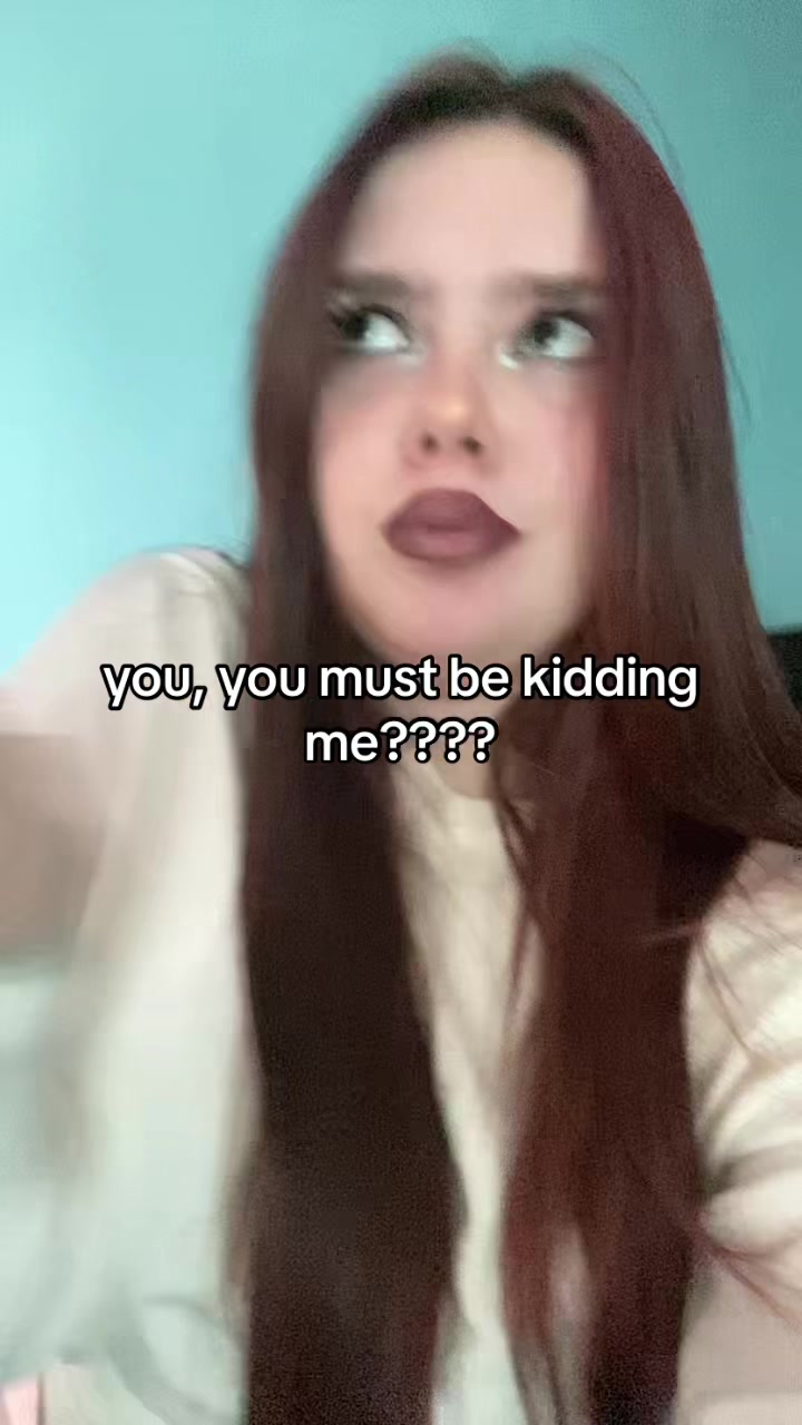 @k̸e̸l̸l̸y̸