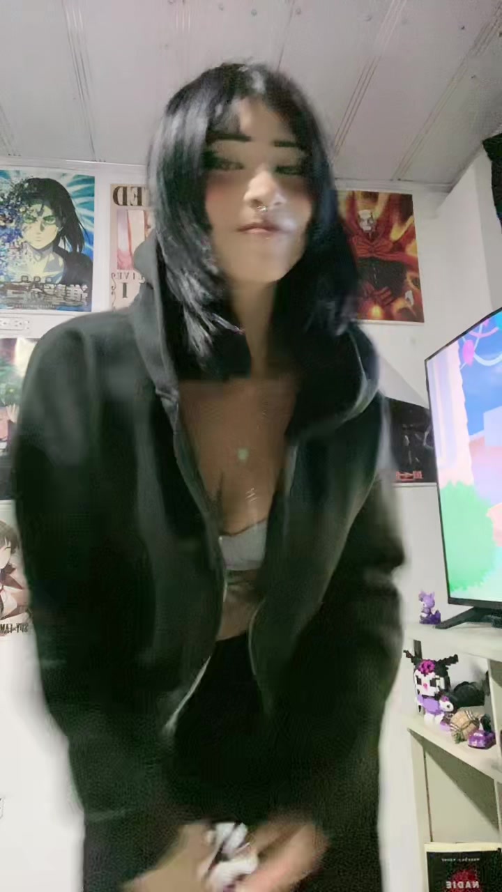 @May🕷️🖤