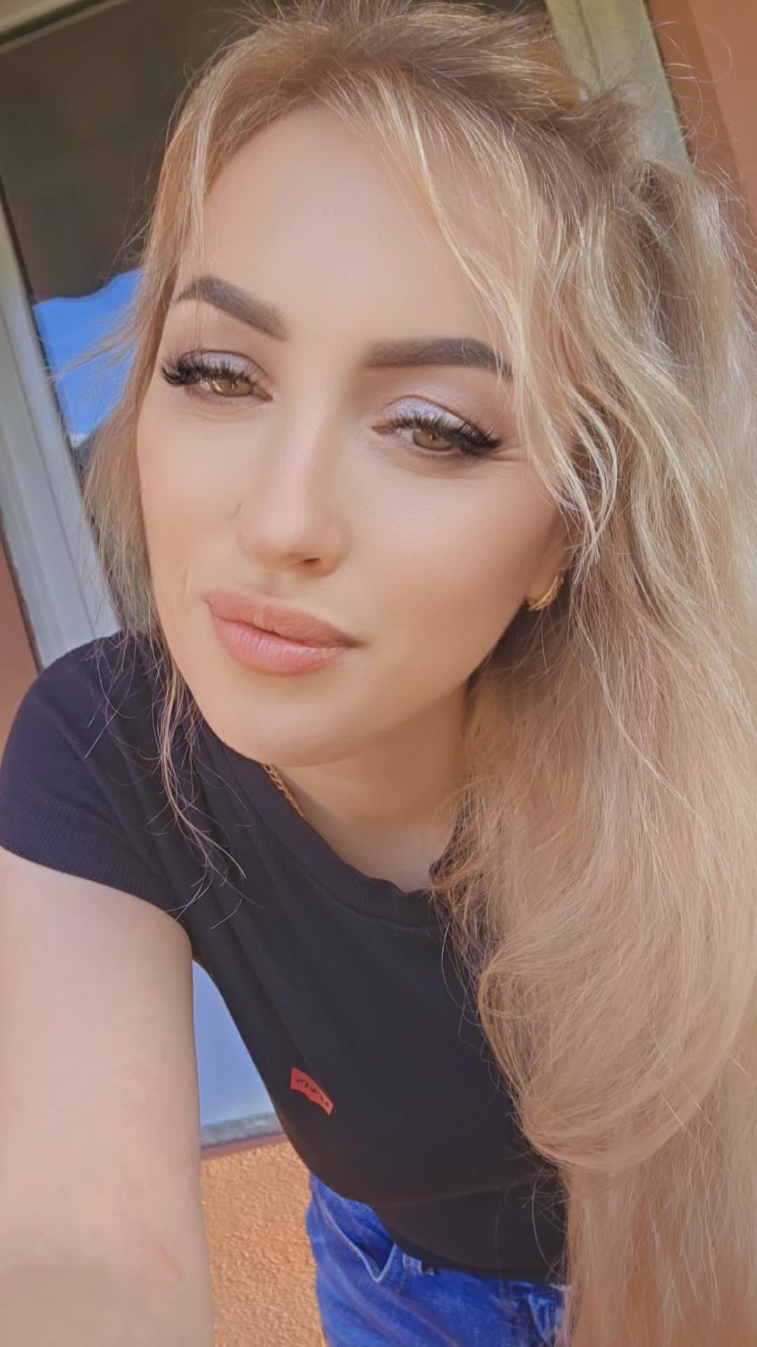 @Vict💍ria🌞