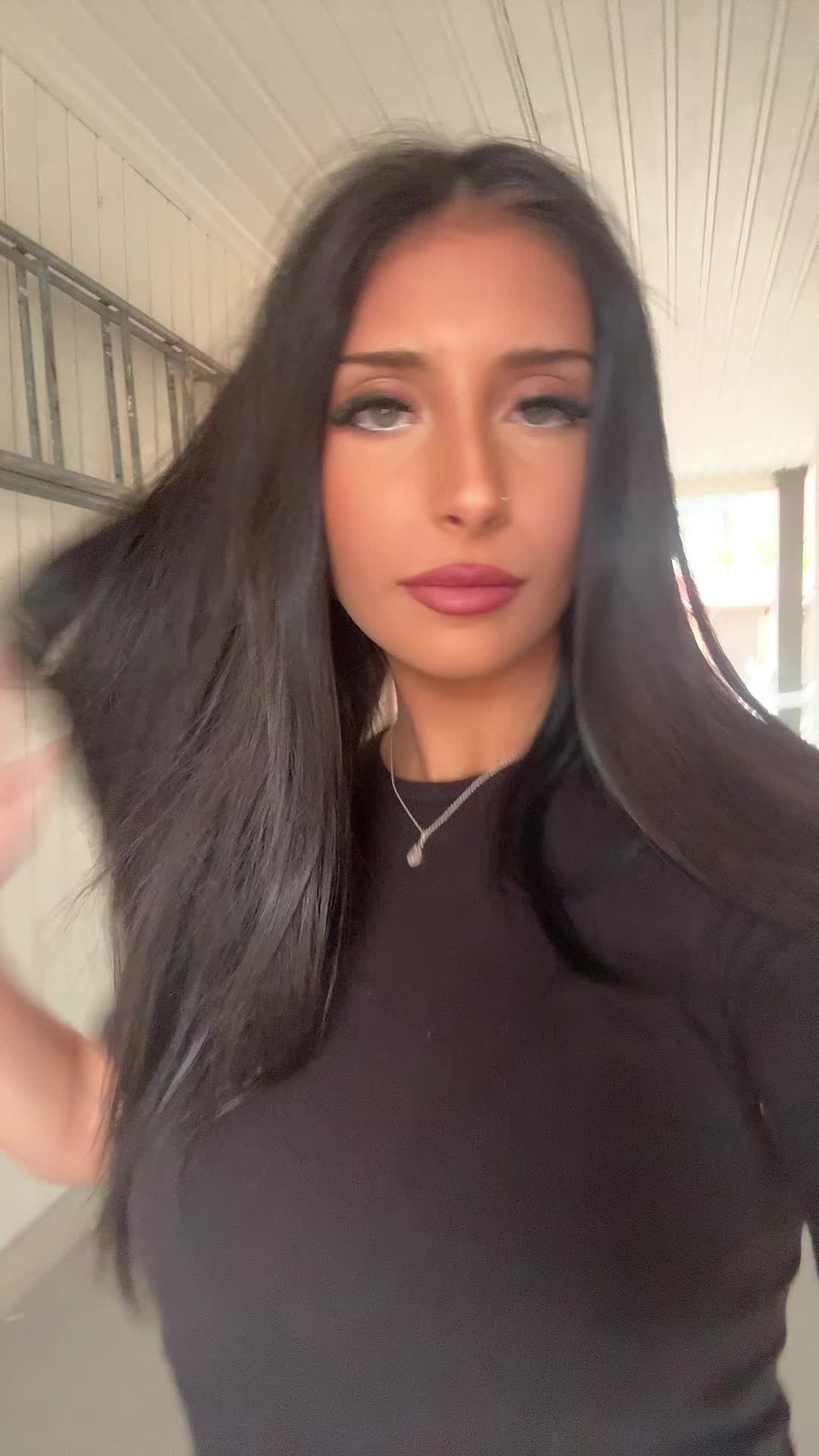 @elina