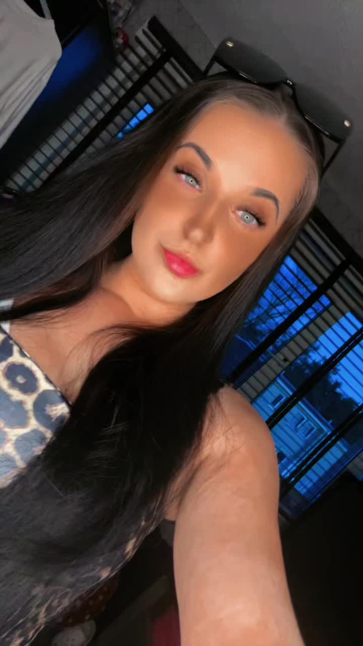 @_x.emma_x