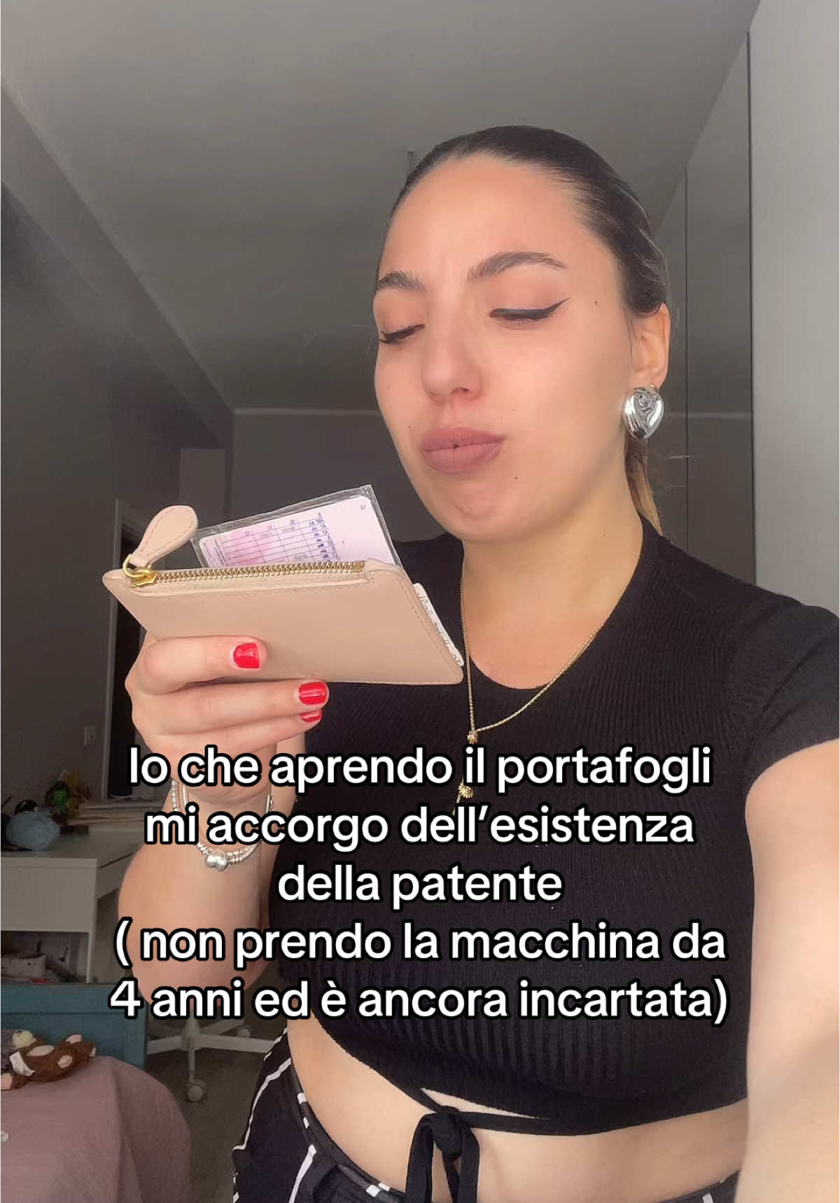 @soysara__