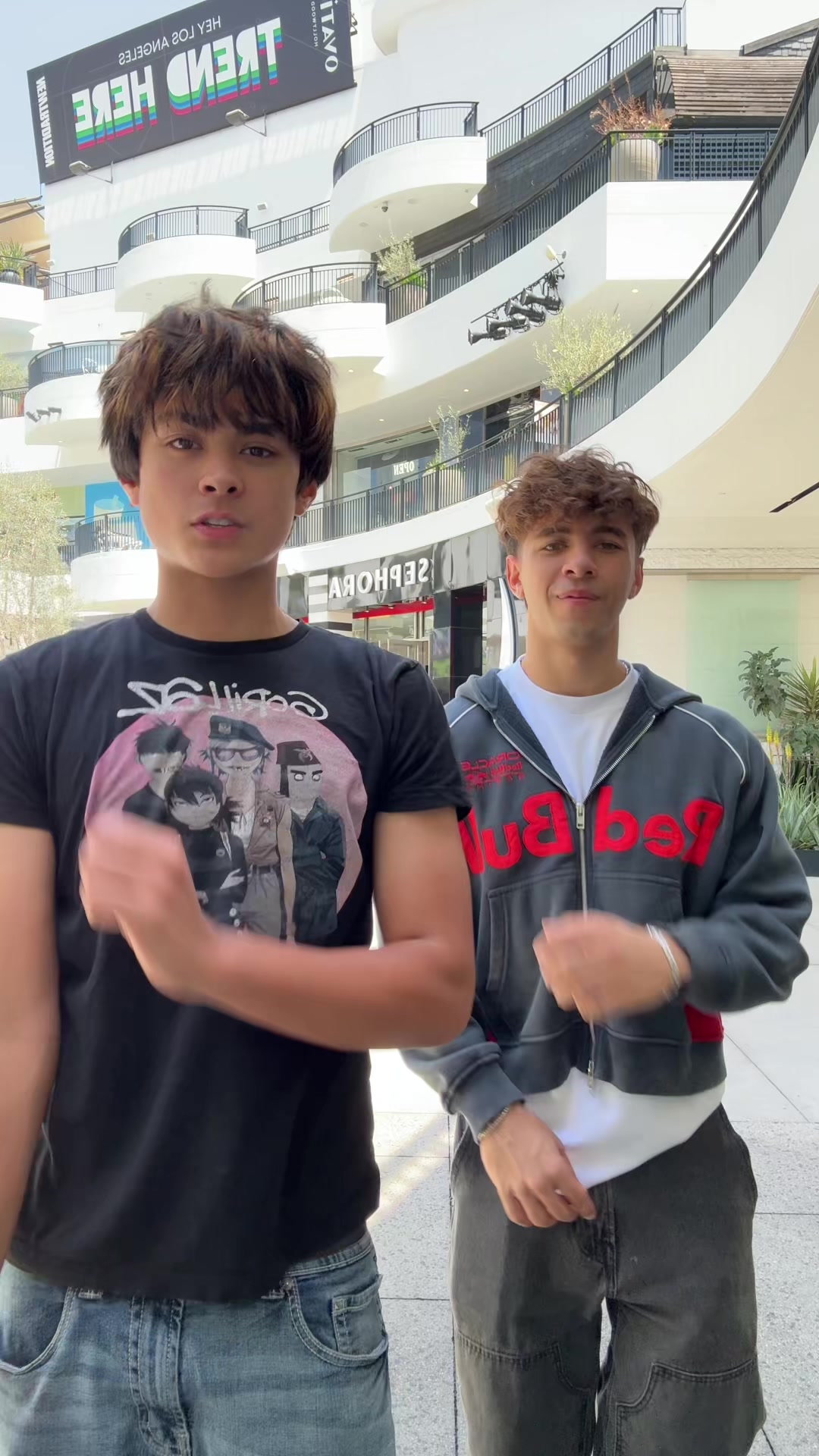 @️brodeez 