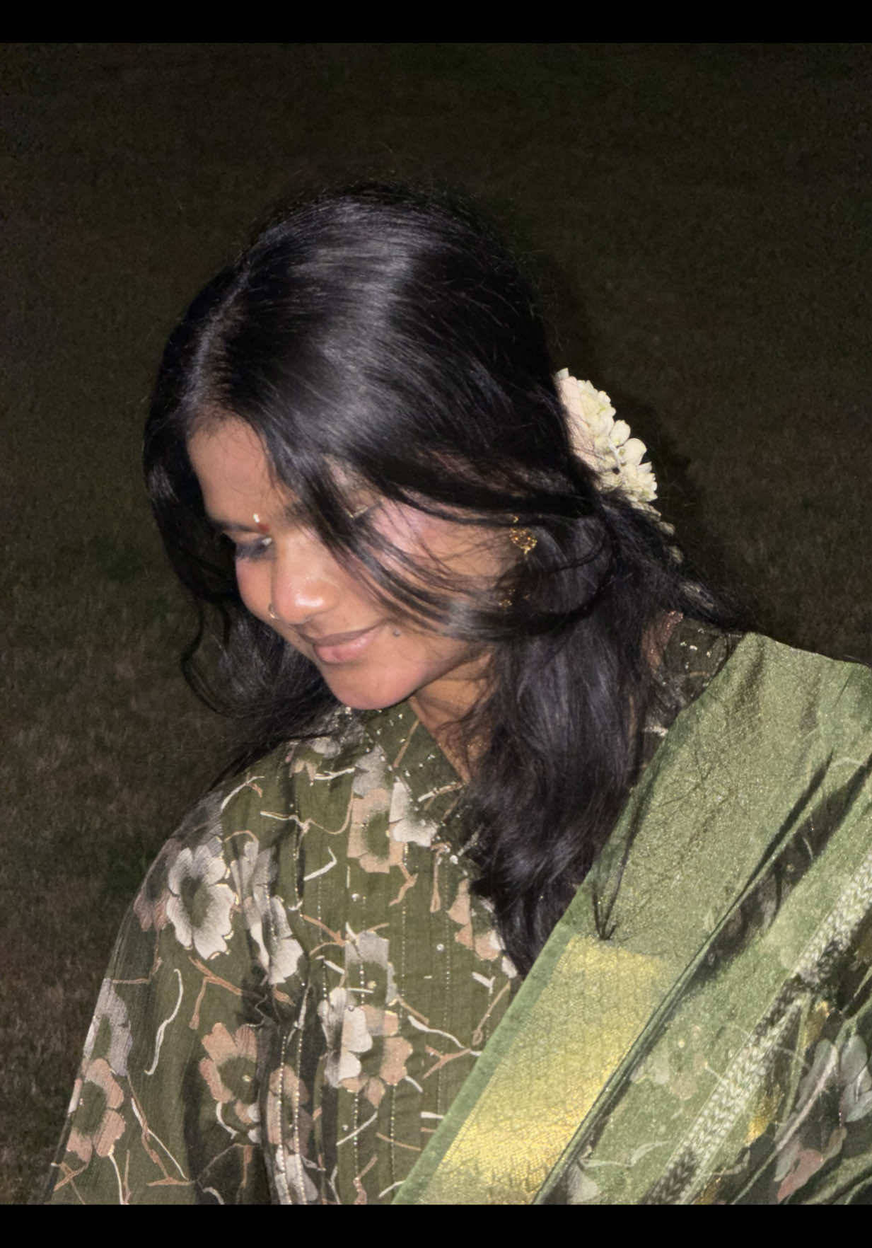 @Nikhi