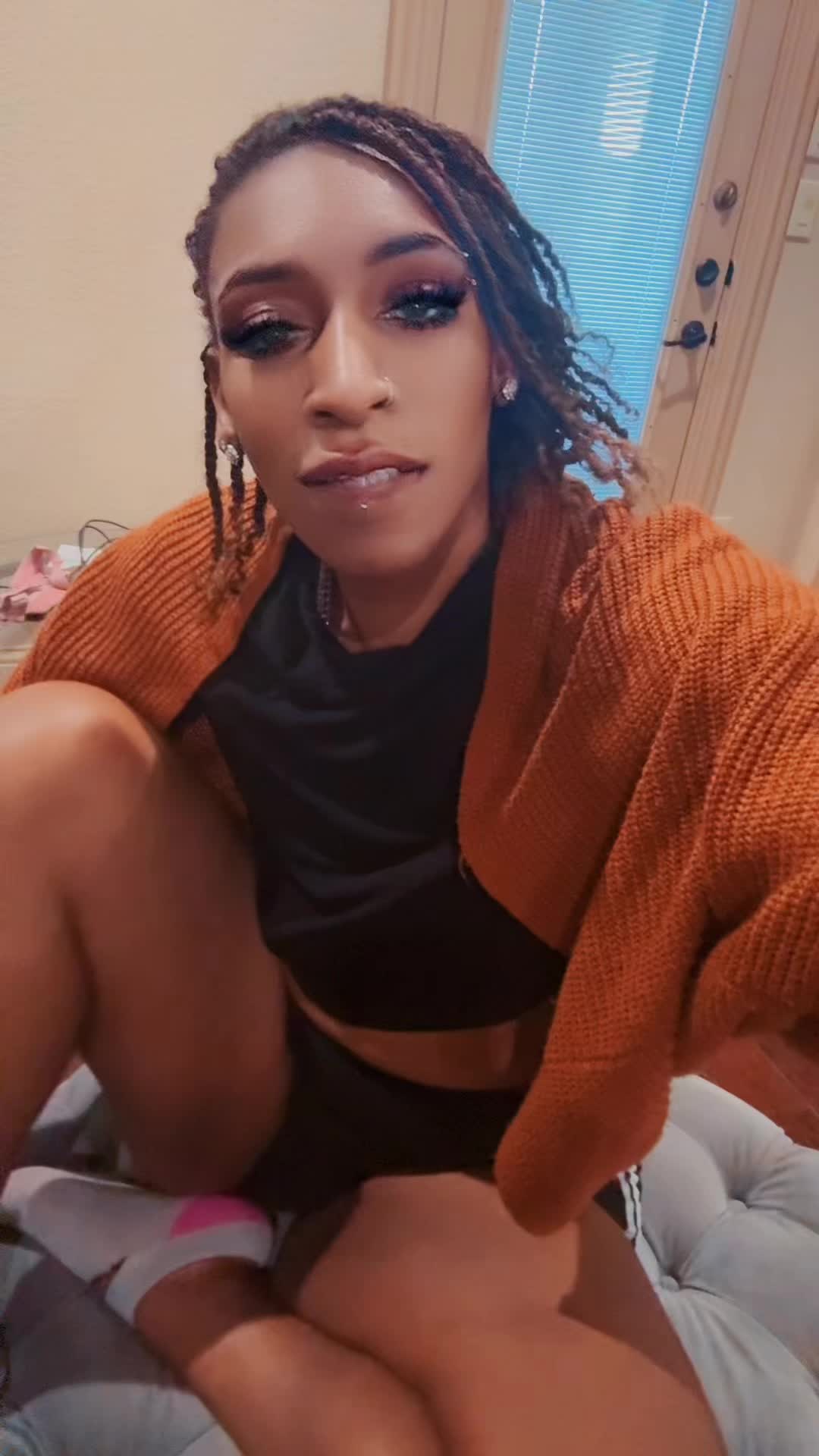 @Ms.WetWet 🗣️Theonenonly
