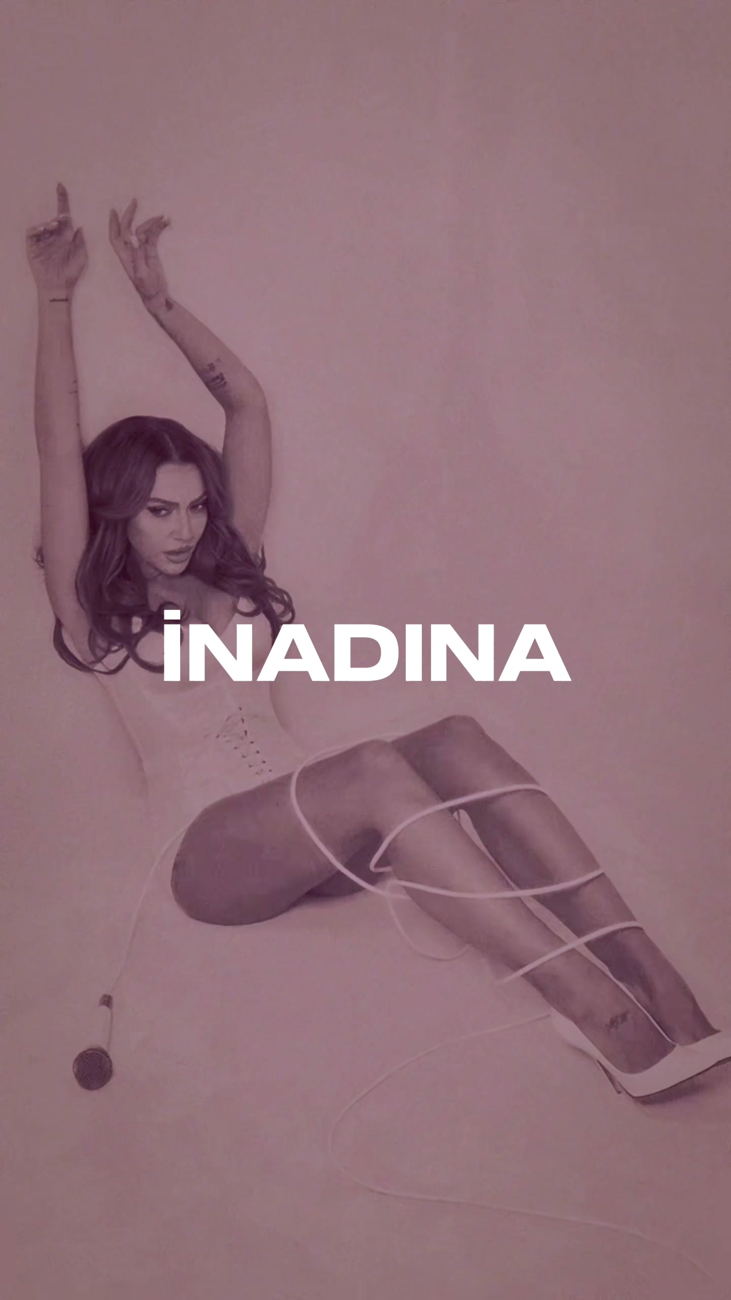 @Hadise Açıkgöz