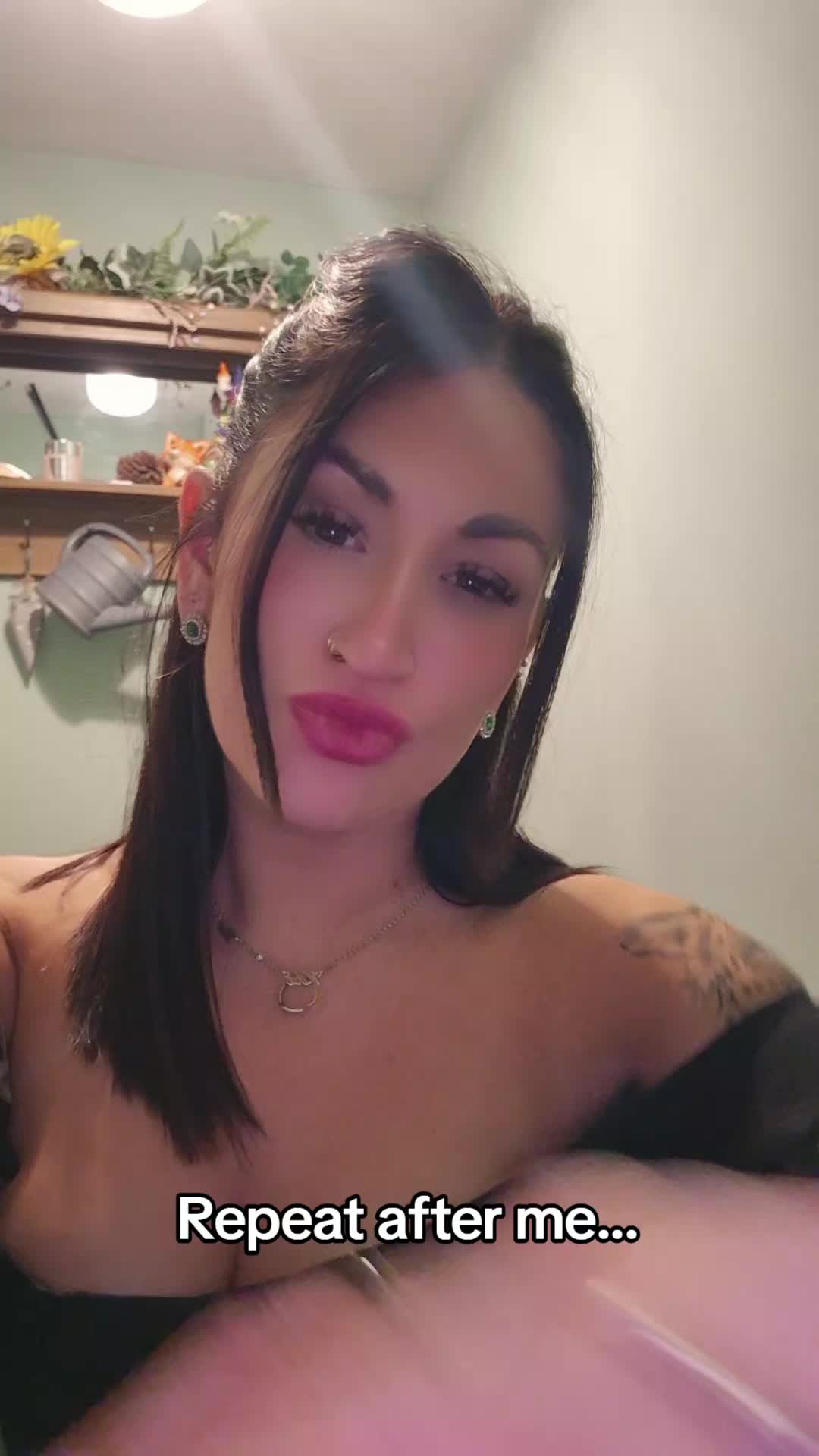@Holly-Jane