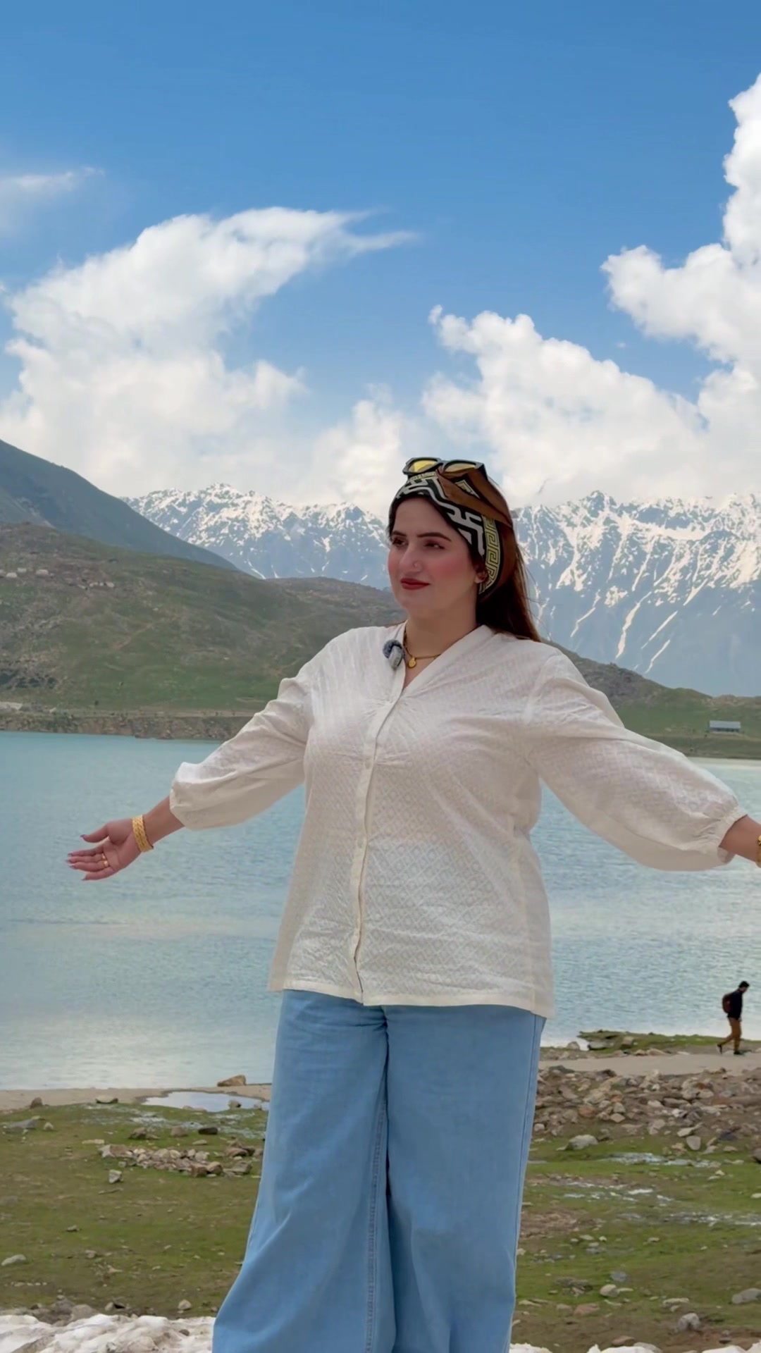 @Sumbal khan gee