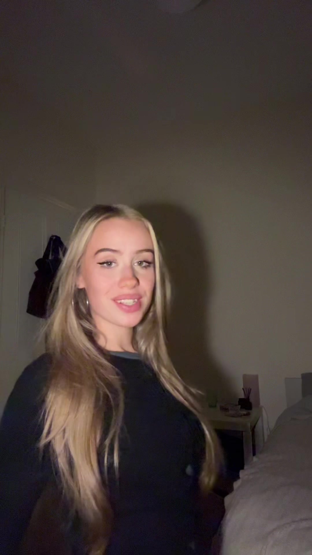 @charholla