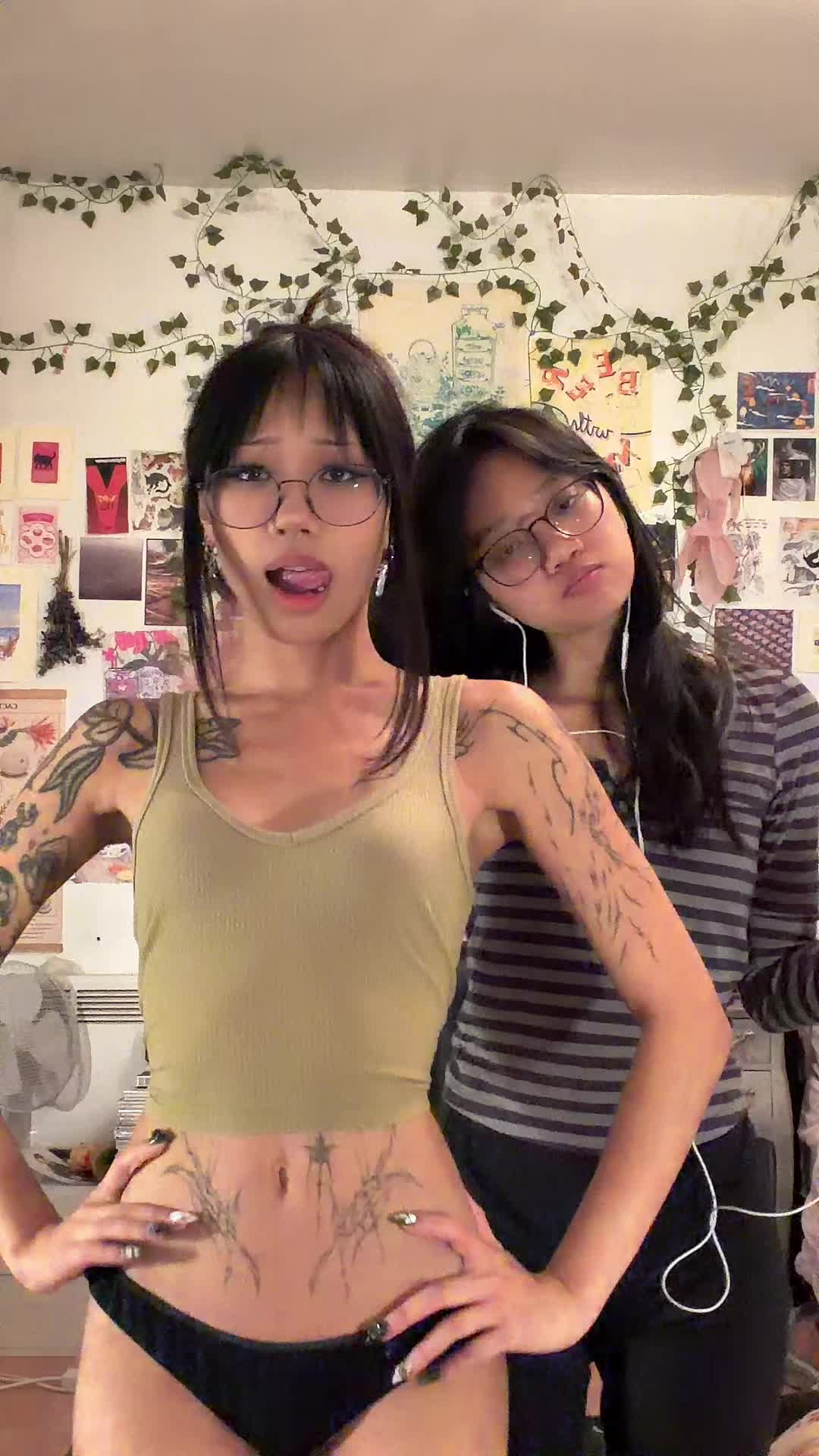 @Nik Raisa