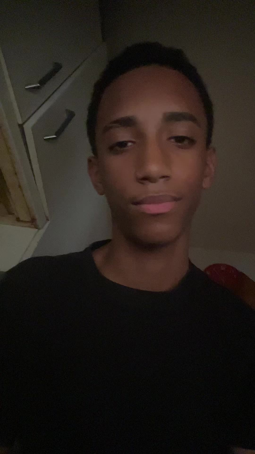 @izan.cm