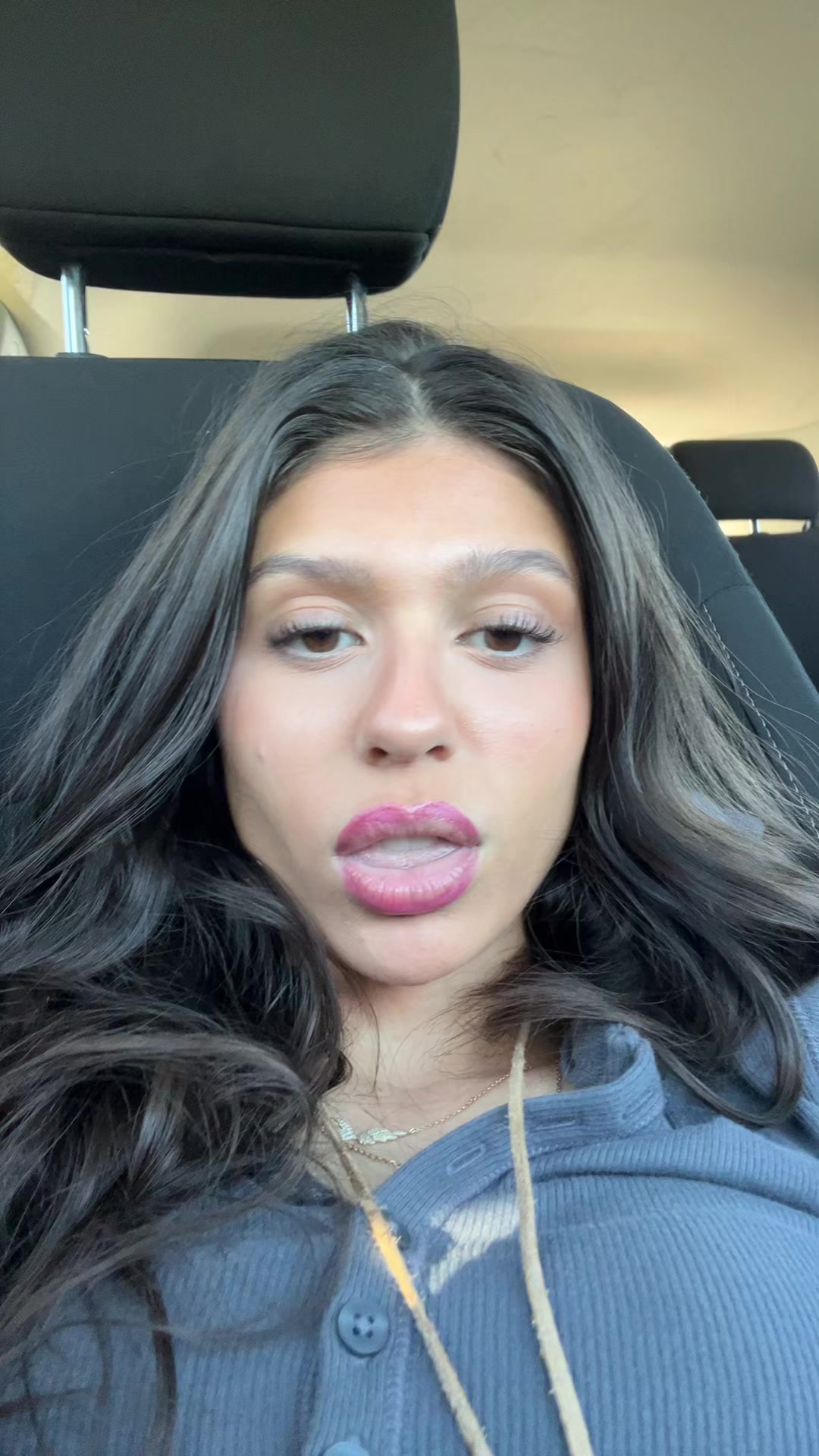 @v
