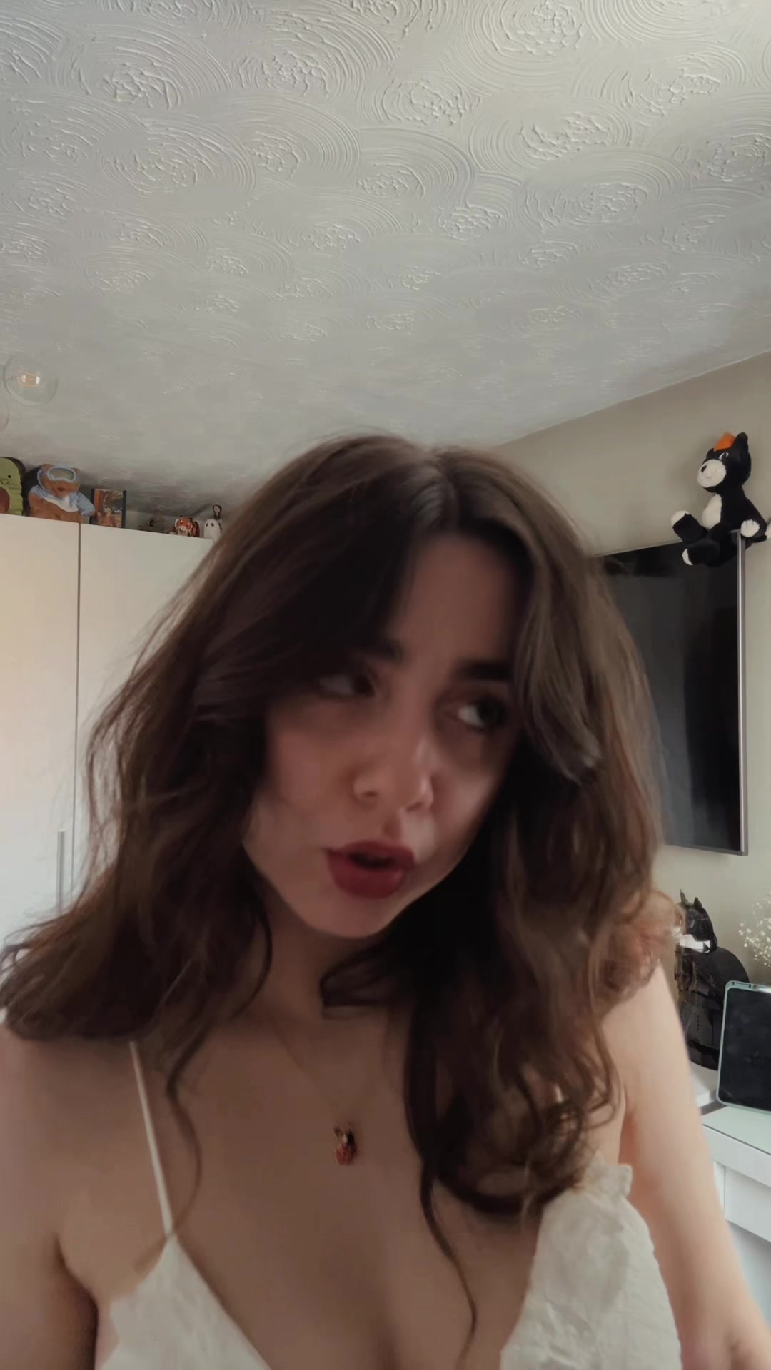 @Charlieee🐞
