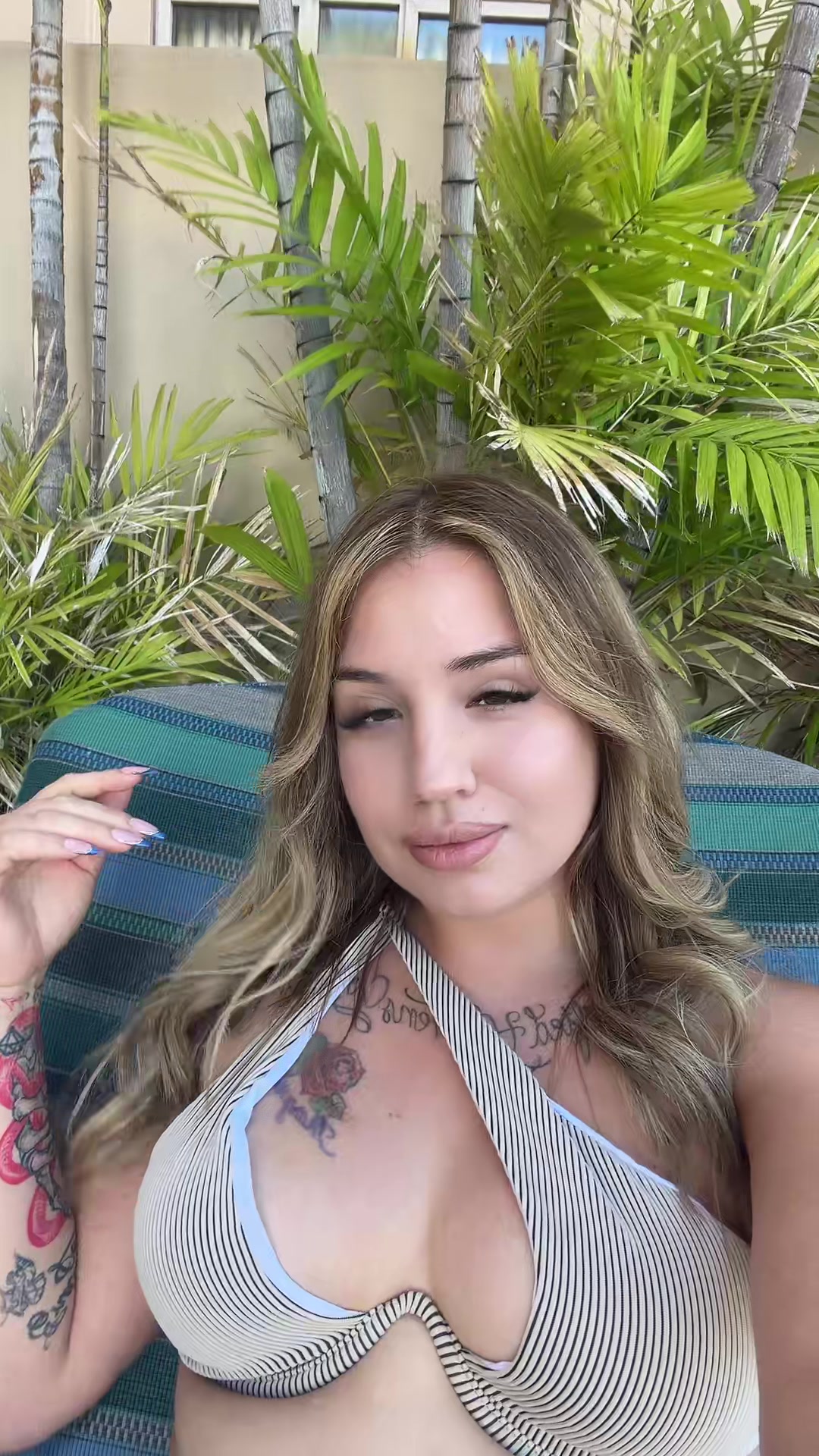 @Kar.