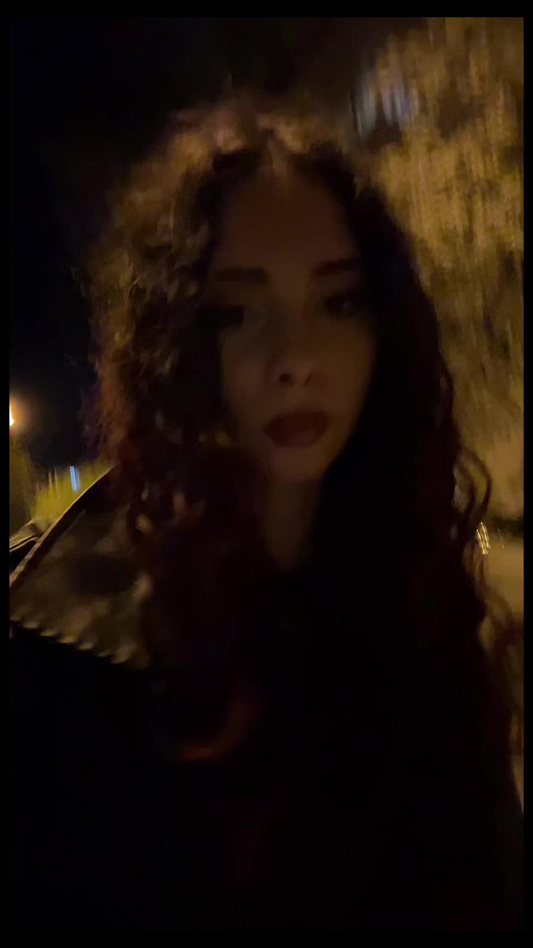 @🦋