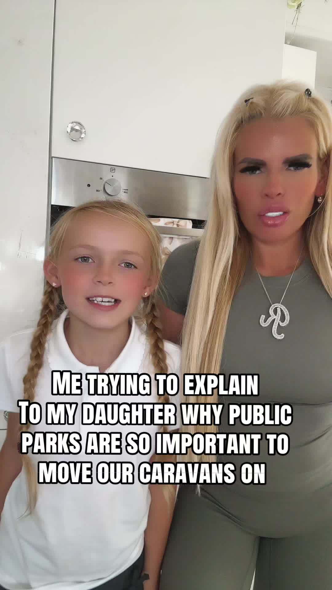 @The crazy blonde